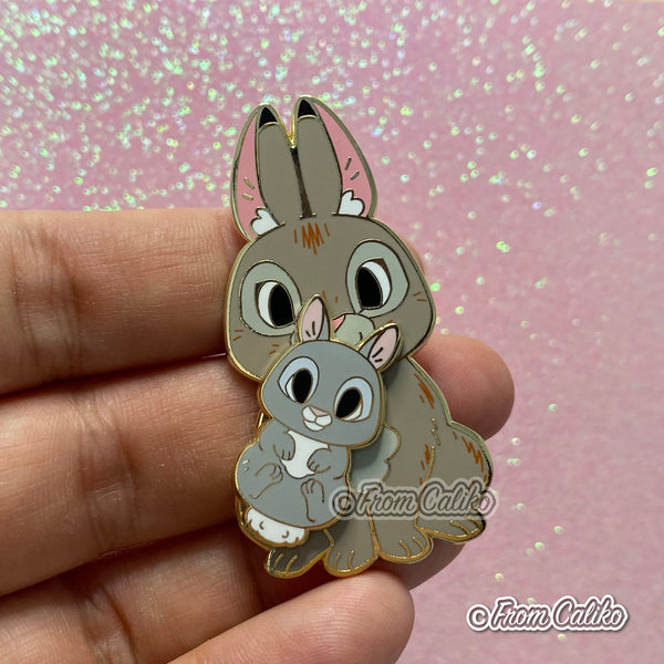 Mama bunny and baby bunny - Hard Enamel Pin Momma Rabbit Mom