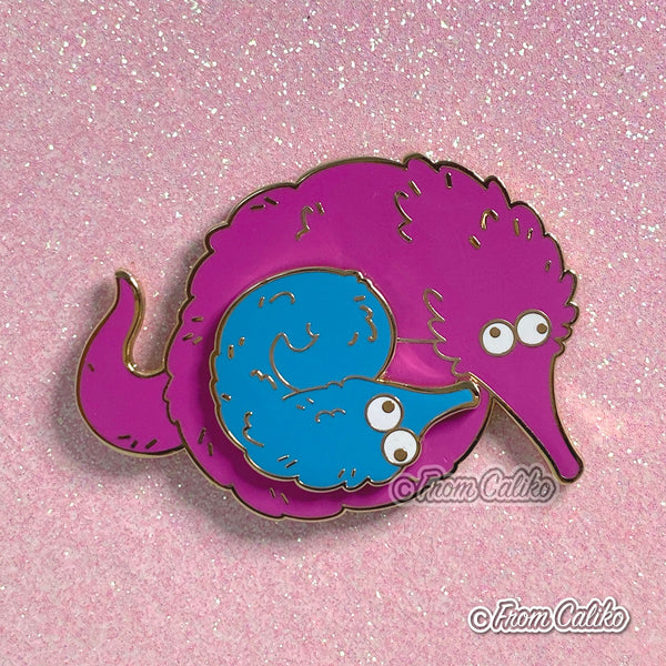 Mama Worm On A String Pin - Hard Enamel Pin Momma