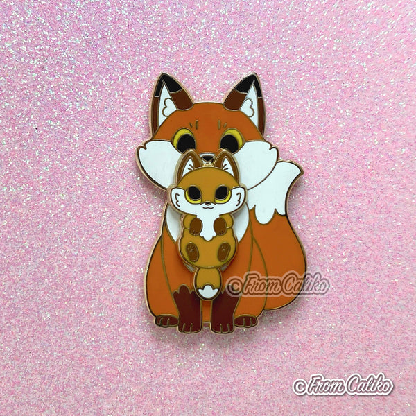 Mama Fox - Fox Hard Enamel Pin Momma Fox Vixen Fox Mom